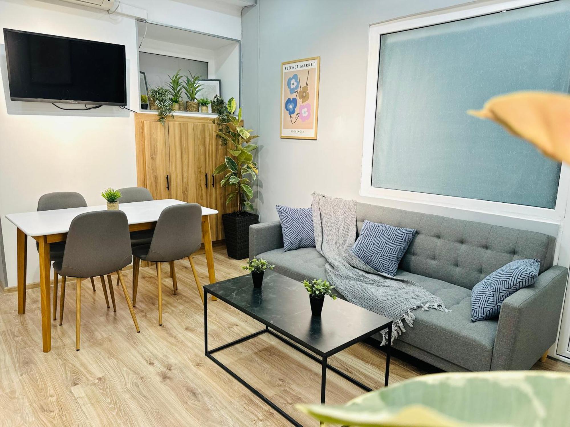 Cosy Koala Hostel Tbilisi Bagian luar foto